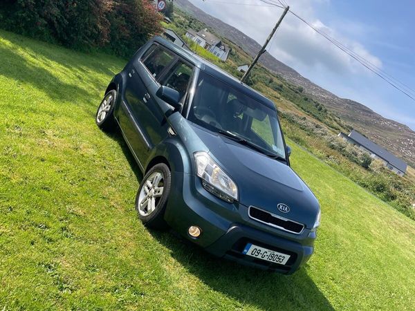Kia Soul Hatchback, Diesel, 2009, Blue