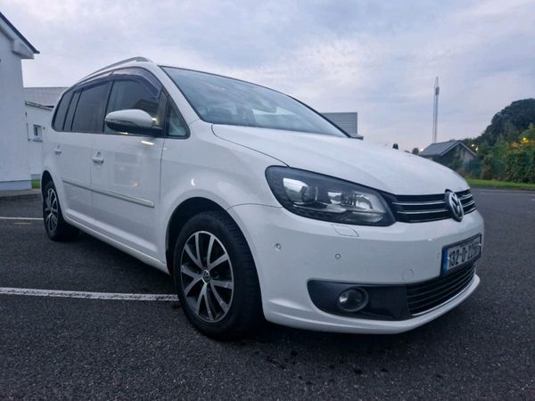 Volkswagen Touran MPV, Petrol, 2013, White