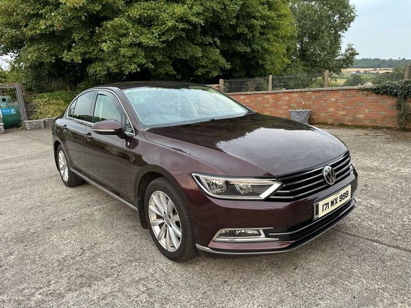 Volkswagen Passat Saloon, Diesel, 2017, Red