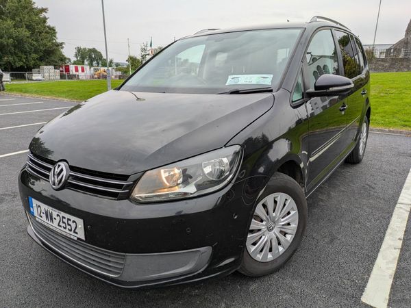 Volkswagen Touran MPV, Diesel, 2012, Black