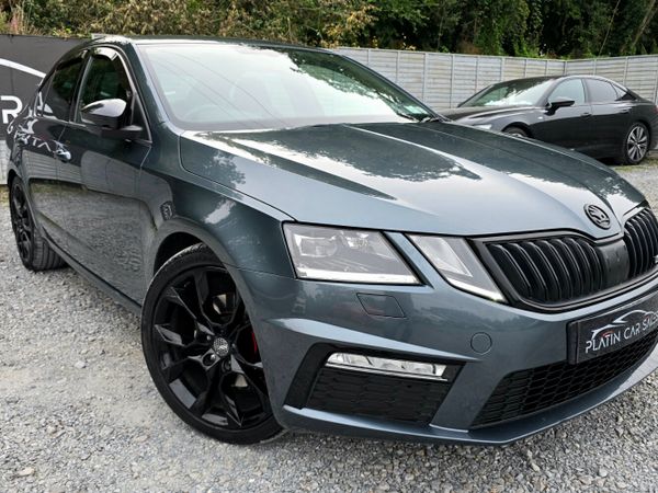 Skoda Octavia Saloon, Diesel, 2019, Grey