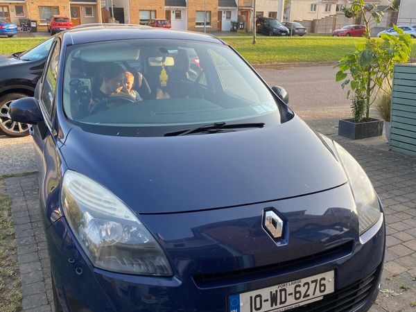 Renault Grand Scenic MPV, Diesel, 2010, Blue