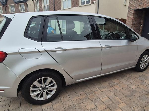 Volkswagen Golf Estate, Diesel, 2014, Silver