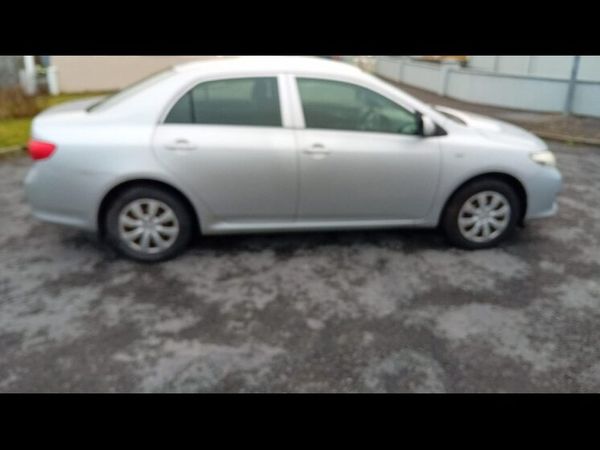 Toyota Corolla Saloon, Petrol, 2008, Silver