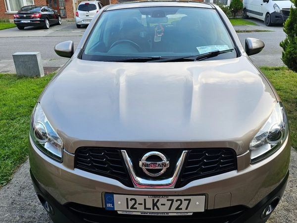 Nissan Qashqai Hatchback, Petrol, 2012, Brown