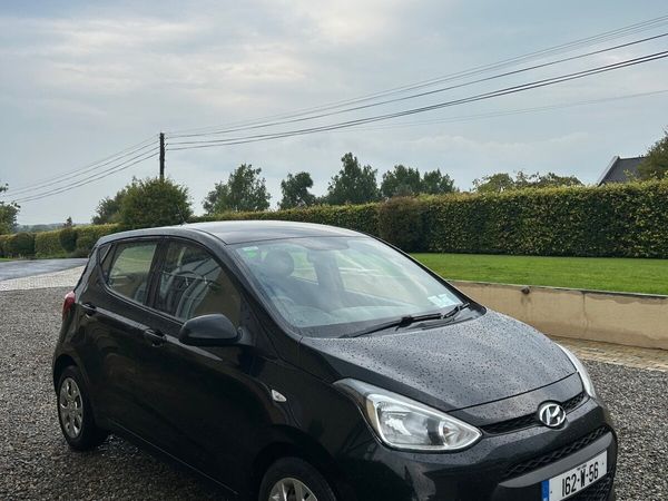 Hyundai i10 Hatchback, Petrol, 2016, Black