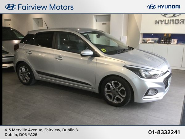 Hyundai i20 Hatchback, Petrol, 2020, Silver
