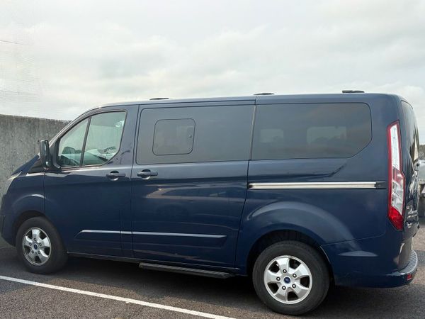 Ford Tourneo MPV, Diesel, 2017, Blue