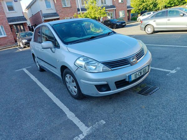 Nissan Tiida Saloon, Diesel, 2010, Silver
