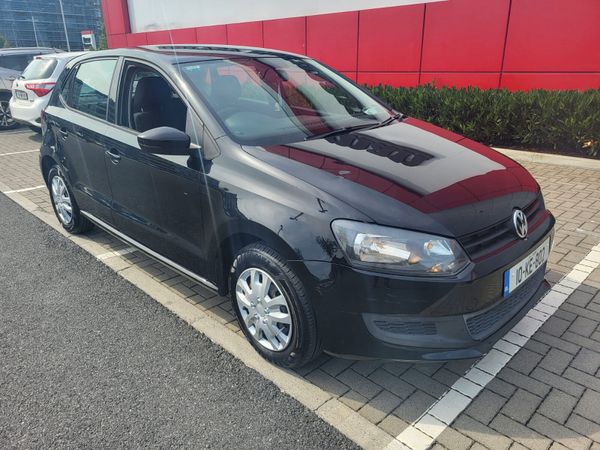 Volkswagen Polo Hatchback, Petrol, 2010, Black
