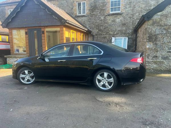 Honda Accord Saloon, Diesel, 2011, Black