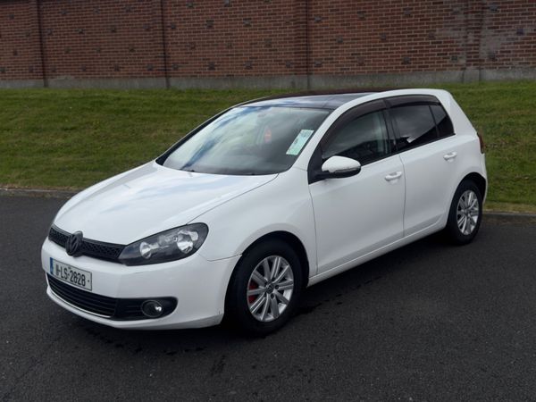 Volkswagen Golf Hatchback, Petrol, 2011, White