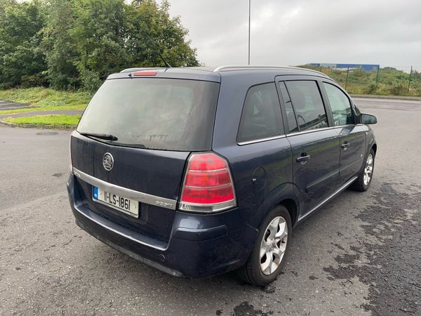 Vauxhall Zafira MPV, Diesel, 2011, Blue
