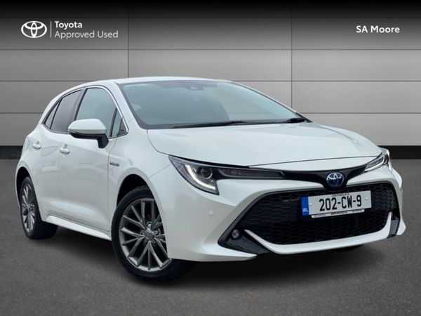 Toyota Corolla Hatchback, Petrol Hybrid, 2020, White