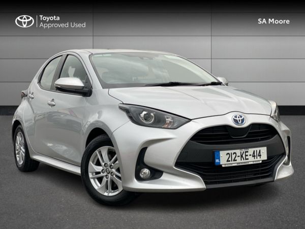 Toyota Yaris Hatchback, Petrol Hybrid, 2021, Grey