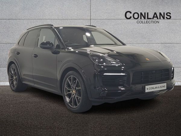 Porsche Cayenne SUV, Petrol Plug-in Hybrid, 2023, Black