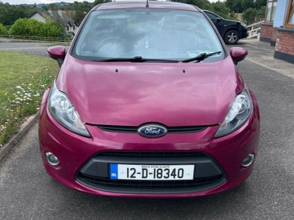Ford Fiesta Hatchback, Petrol, 2012, Red
