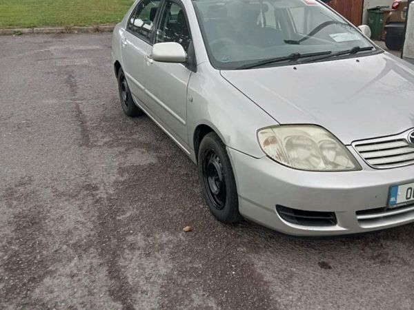 Toyota Corolla Saloon, Petrol, 2006, Silver