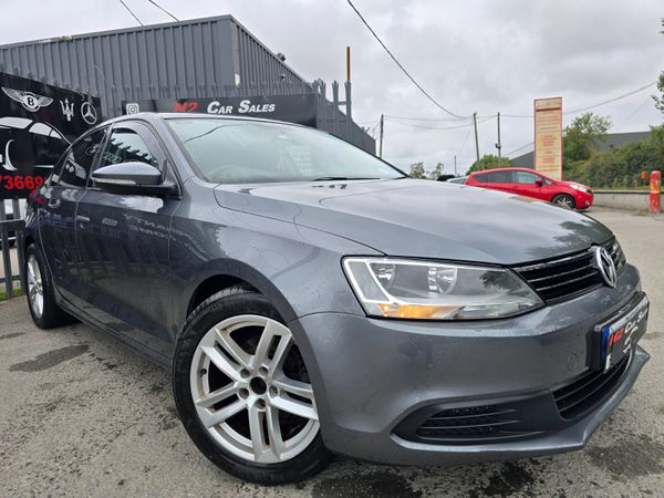 Volkswagen Jetta Saloon, Diesel, 2014, Grey
