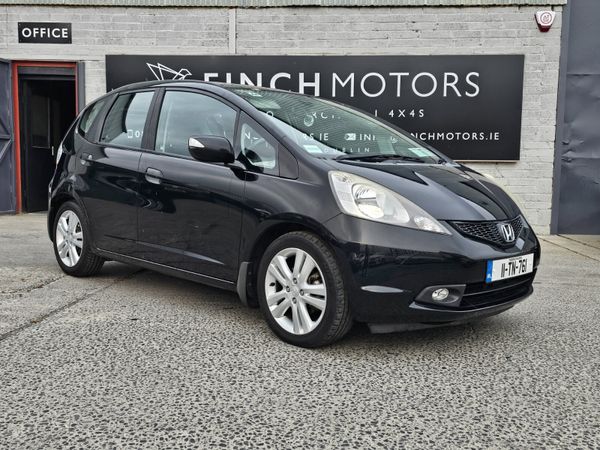 Honda Jazz Hatchback, Petrol, 2011, Black