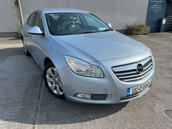 Opel Insignia Saloon, Diesel, 2013, Silver