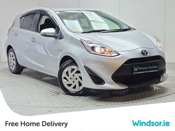 Toyota Aqua Hatchback, Petrol, 2019, Silver