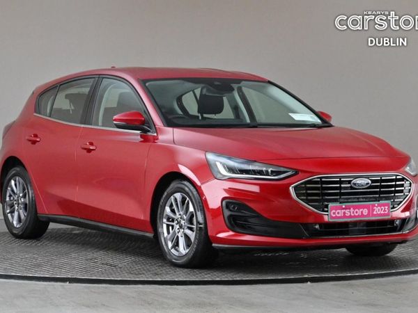 Ford Focus Hatchback, Diesel, 2023, Red