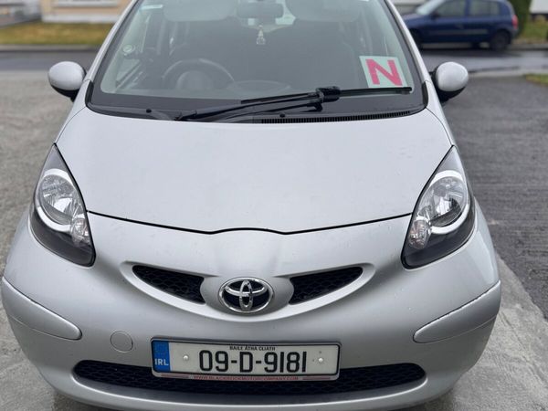 Toyota Aygo Hatchback, Petrol, 2009, Silver
