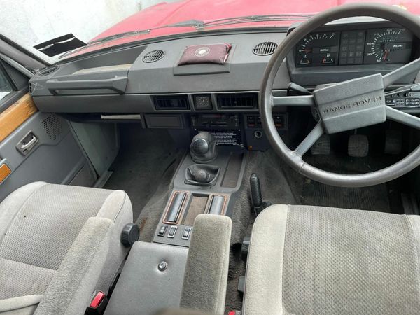 Land Rover Range Rover SUV, Petrol, 1985, Red