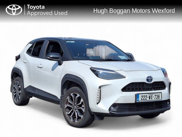 Toyota Yaris Hatchback, Petrol Hybrid, 2022, White