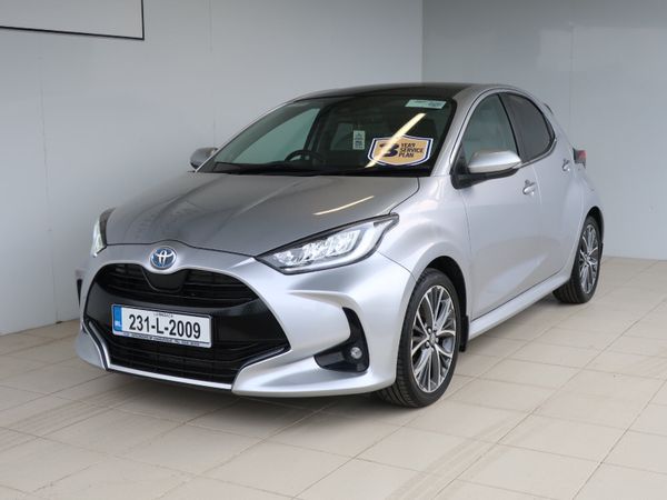 Toyota Yaris Hatchback, Petrol Hybrid, 2023, Grey