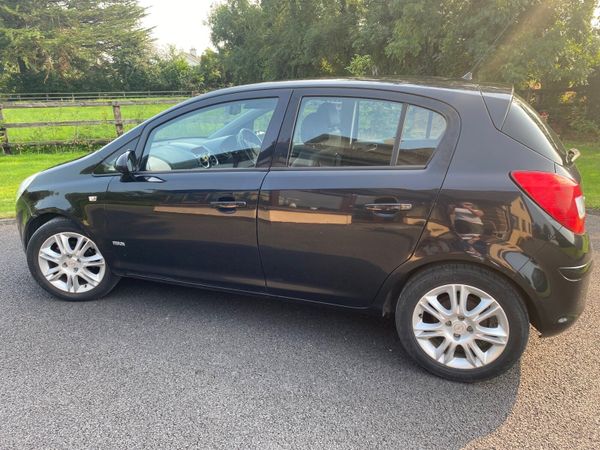 Opel Corsa Hatchback, Petrol, 2010, Black