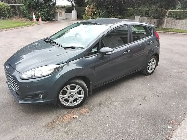 Ford Fiesta Hatchback, Petrol, 2013, Blue