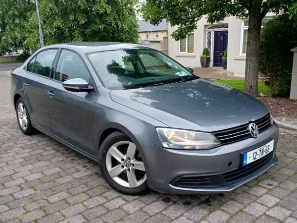 Volkswagen Jetta Saloon, Diesel, 2012, Grey
