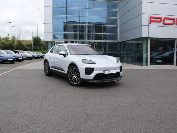 Porsche Macan SUV, Electric, 2025, Grey