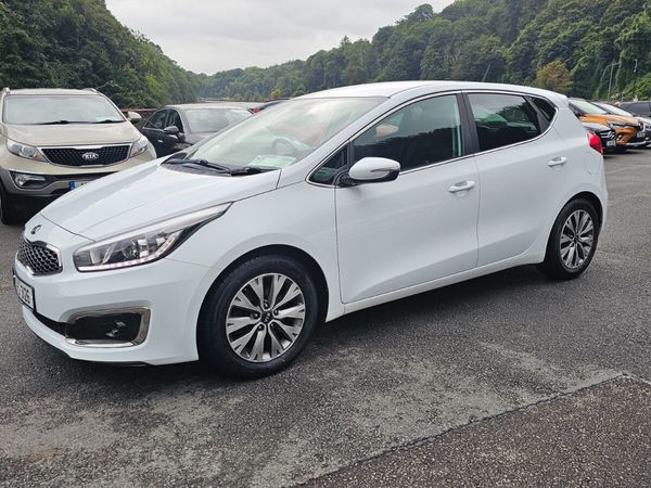 Kia Ceed Hatchback, Diesel, 2017, White
