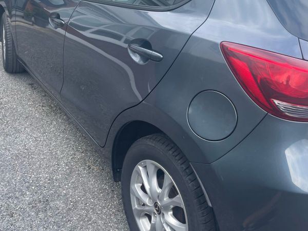 Mazda Mazda2 Hatchback, Petrol, 2015, Grey