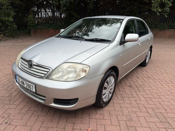 Toyota Corolla Saloon, Petrol, 2005, Silver