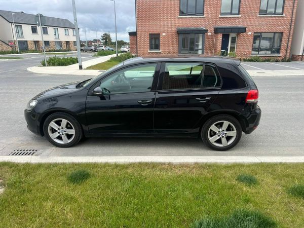 Volkswagen Golf Hatchback, Petrol, 2009, Black