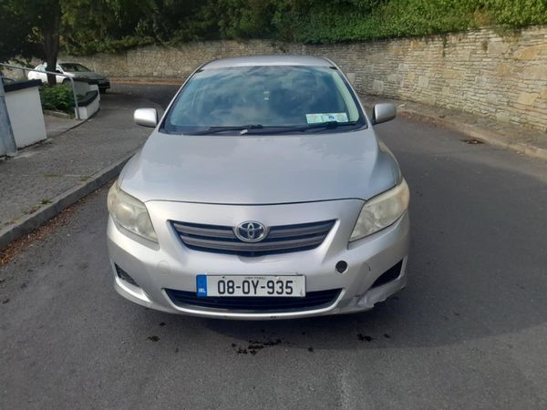 Toyota Corolla Saloon, Diesel, 2008, Silver
