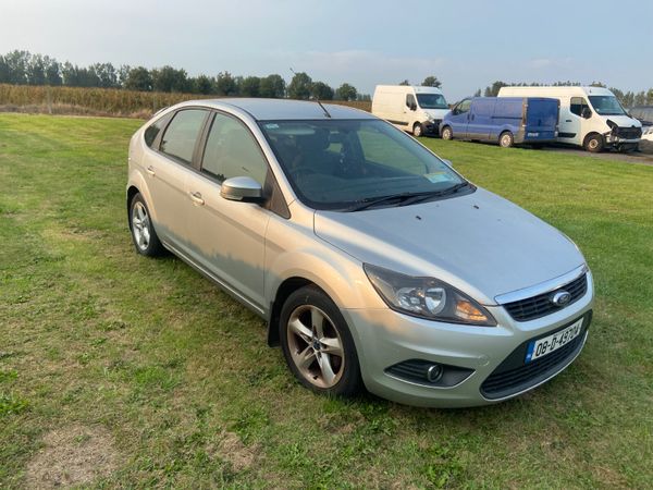 Ford Focus Hatchback, Petrol, 2008, Silver