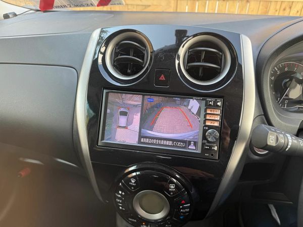 Nissan Note MPV, Petrol, 2014, Silver