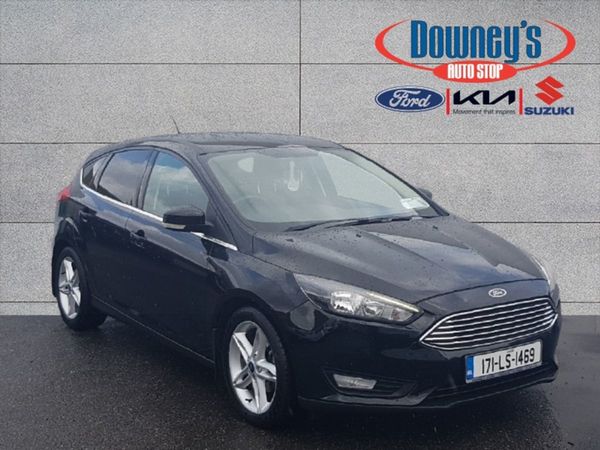Ford Focus Hatchback, Petrol, 2017, Black