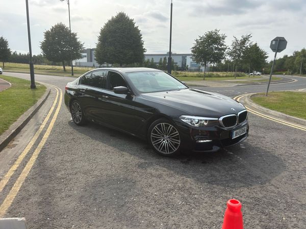 BMW 5-Series Saloon, Petrol Plug-in Hybrid, 2018, Black