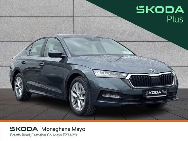 Skoda Octavia Saloon, Diesel, 2022, Grey