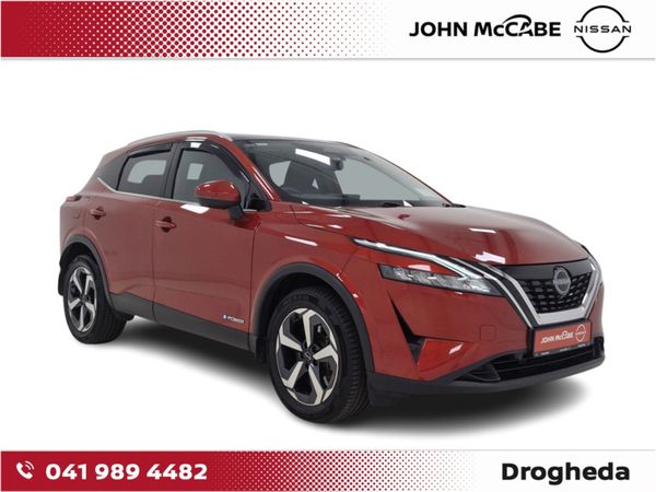 Nissan Qashqai MPV, Petrol, 2023, Red