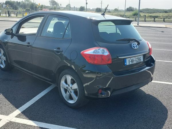 Toyota Auris Hatchback, Petrol Hybrid, 2011, Black