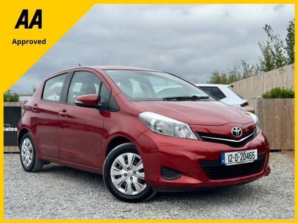 Toyota Yaris MPV, Petrol, 2012, Red