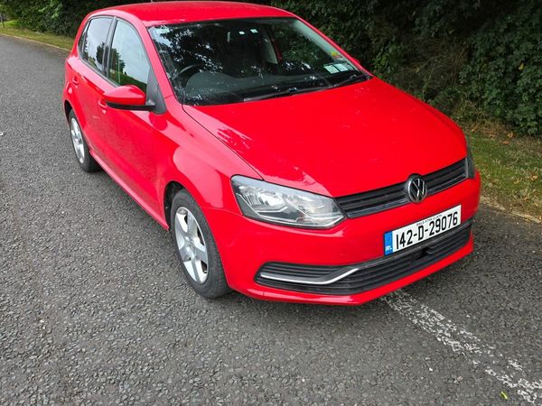Volkswagen Polo Hatchback, Petrol, 2014, Red
