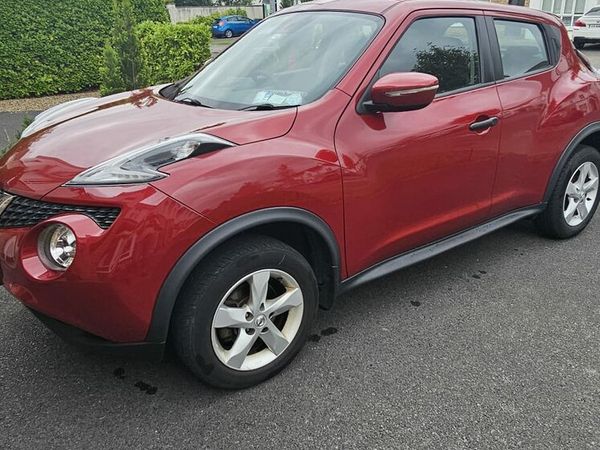 Nissan Juke SUV, Petrol, 2017, Red
